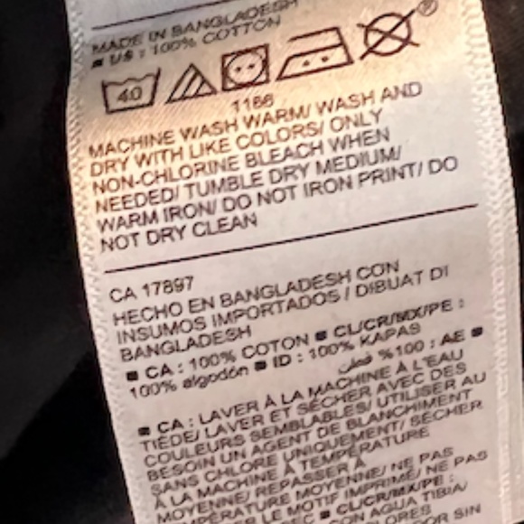 NWT: old navy High-Waisted Slouchy Straight Ripped Black Jean Shorts (26) $30 - Picture 11 of 11